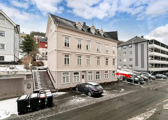 Central Narvik Apartment Walk To Train Bus 아파트