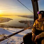 公寓 Central Narvik Apartment Walk To Train Bus